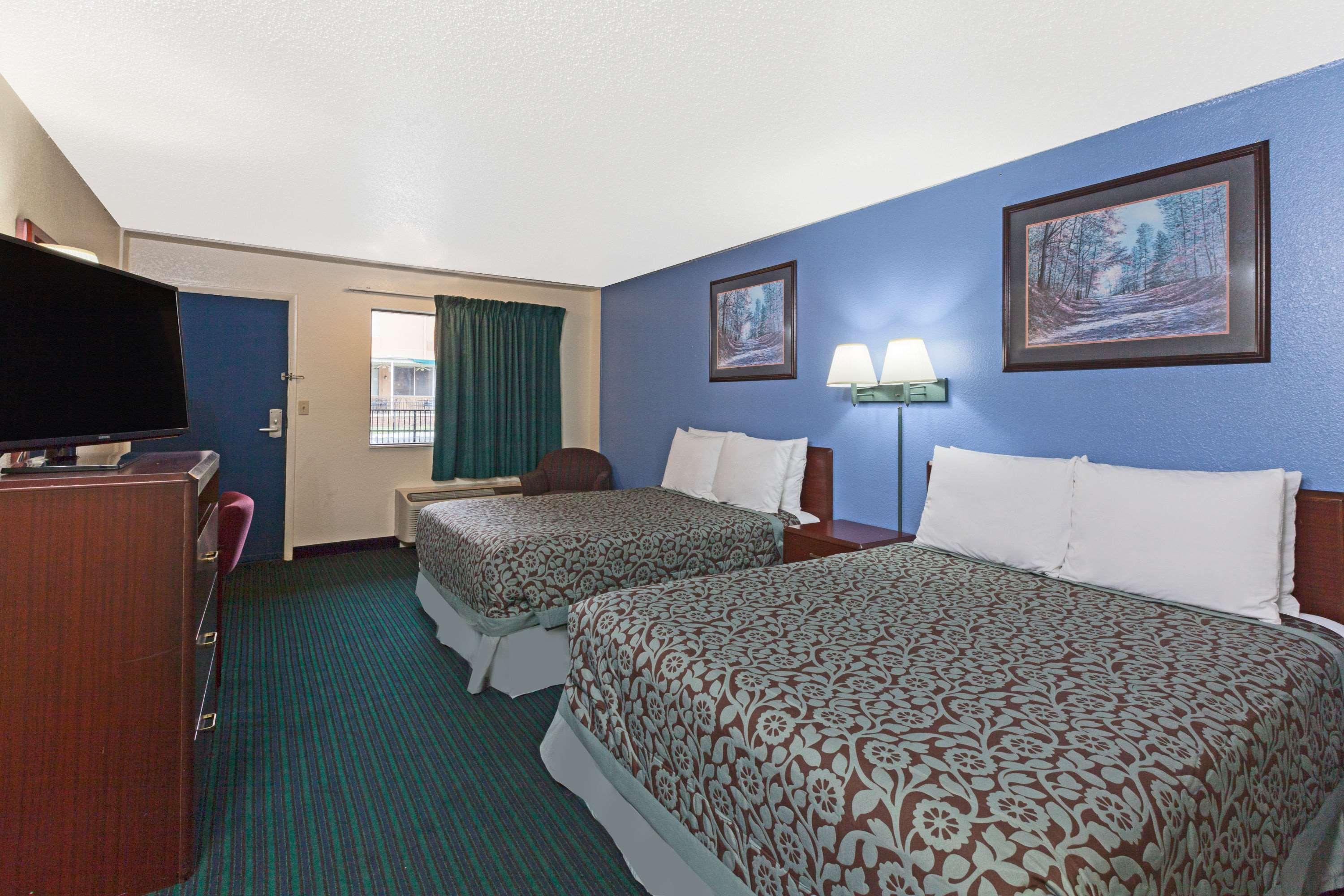 Days Inn By Wyndham Oklahoma City Fairground Экстерьер фото